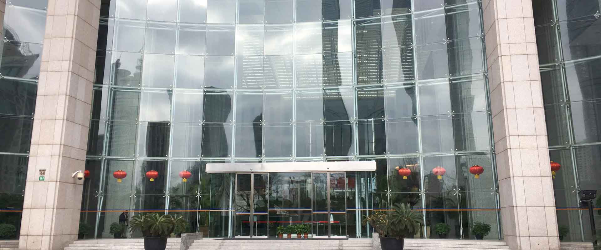 上海銀行大廈門口